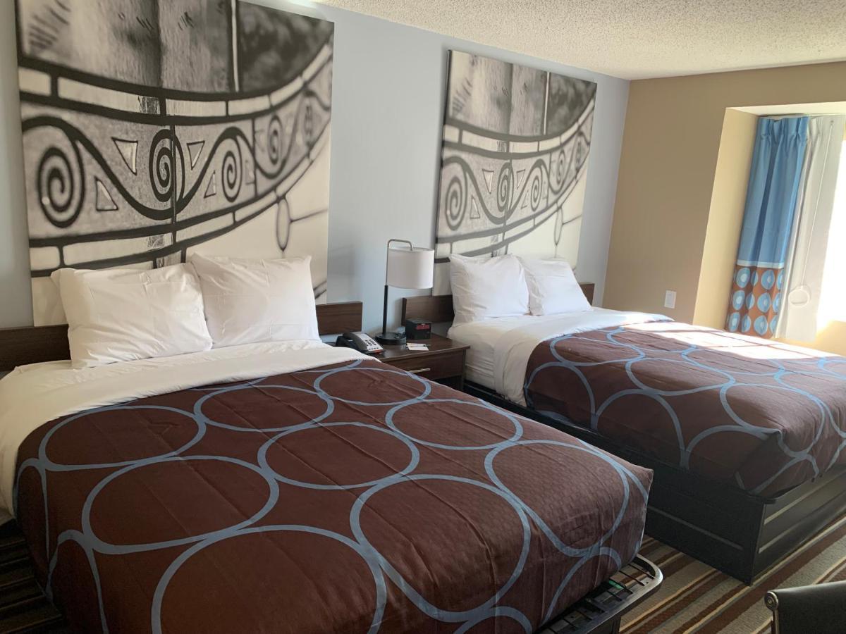 Super 8 By Wyndham Joliet Hotel Kültér fotó