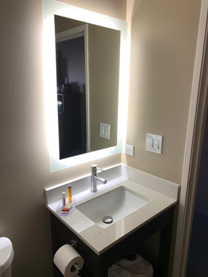 Super 8 By Wyndham Joliet Hotel Kültér fotó