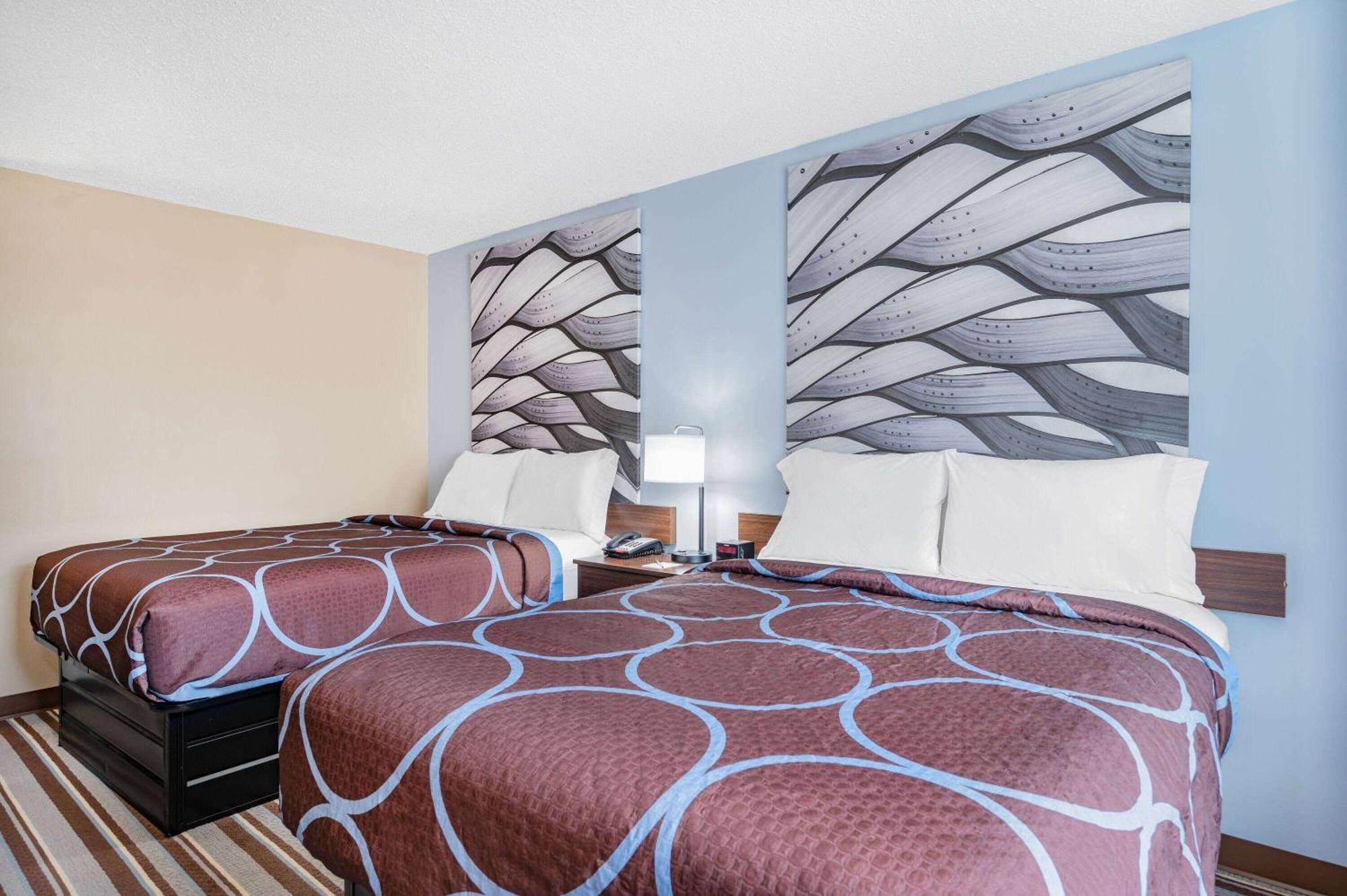 Super 8 By Wyndham Joliet Hotel Kültér fotó